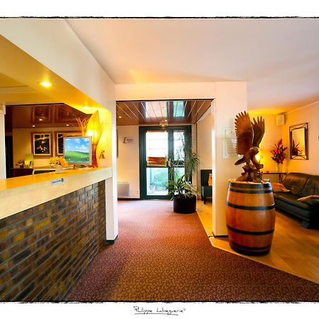 Logis Hotel Horus Restaurant Les Bruyeres Toulenne Bagian luar foto