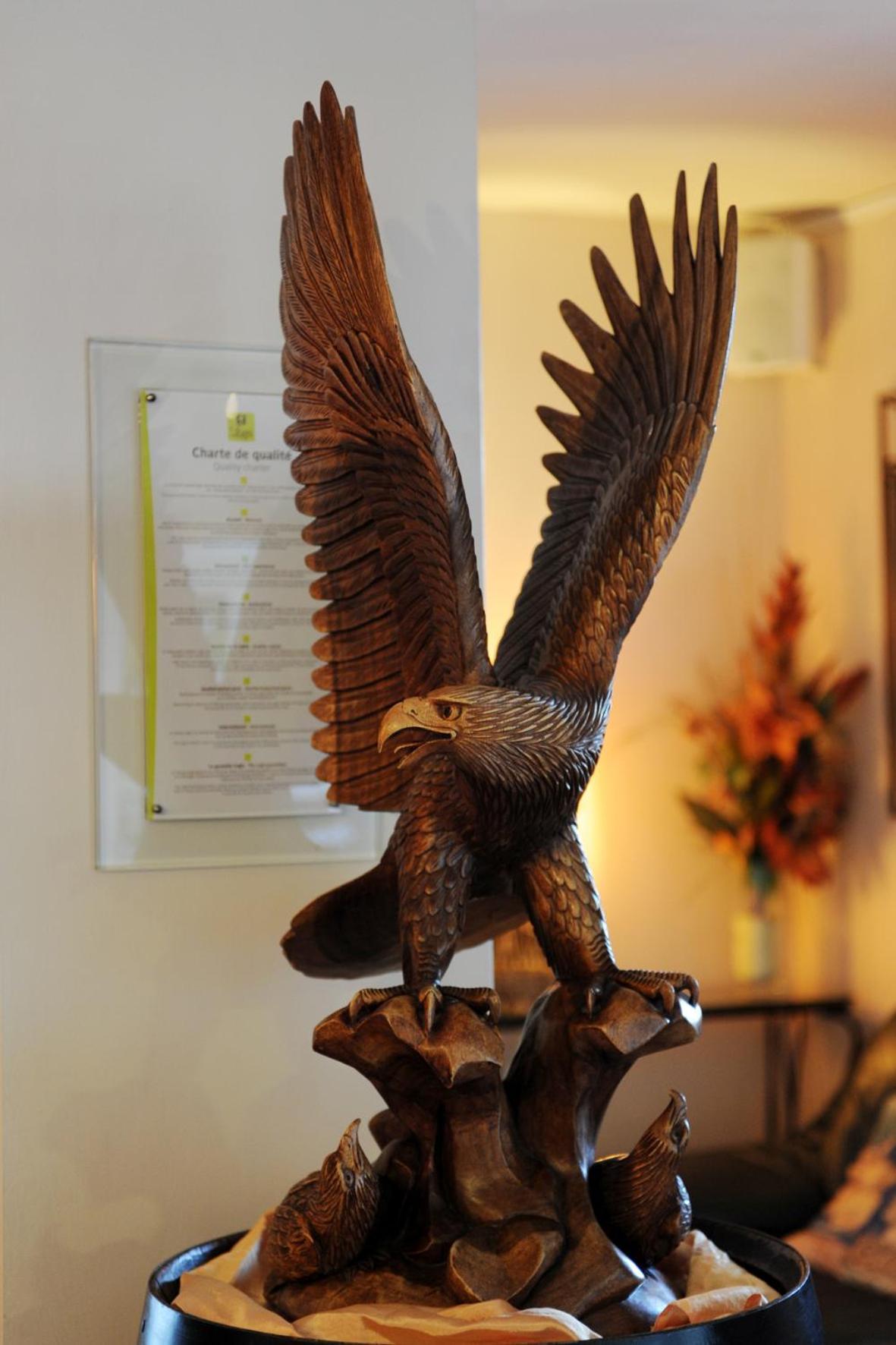 Logis Hotel Horus Restaurant Les Bruyeres Toulenne Bagian luar foto
