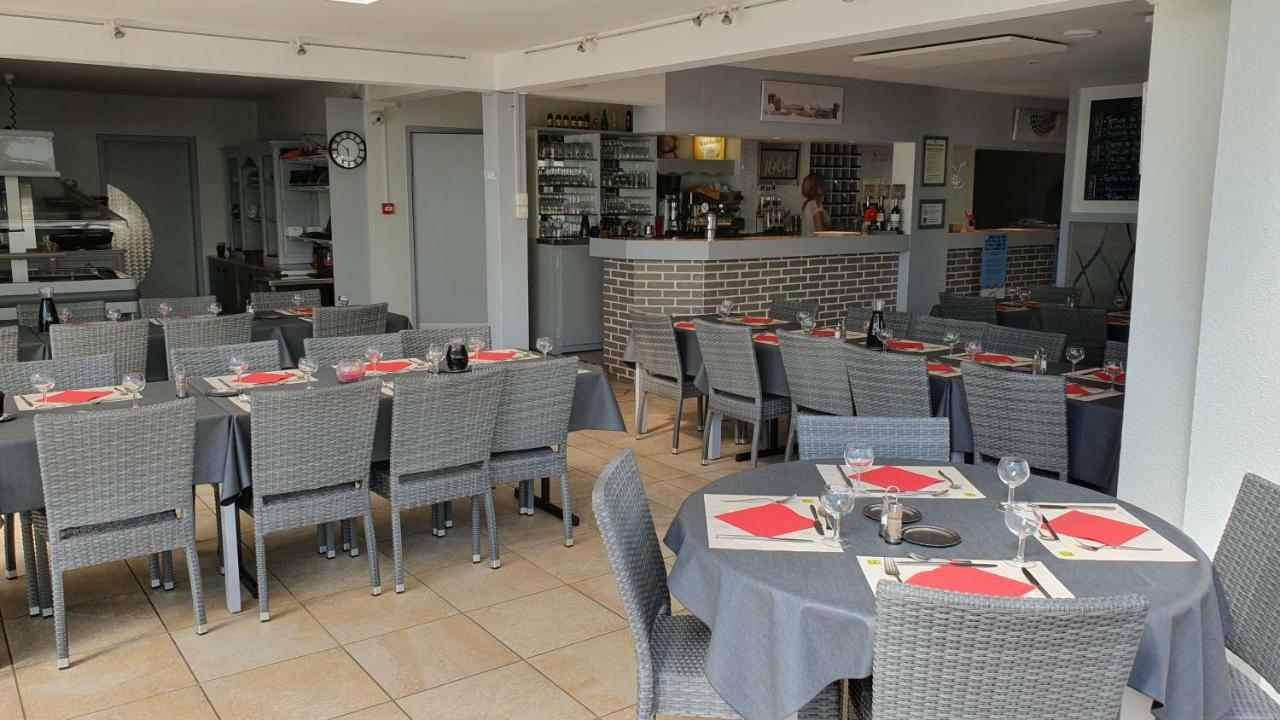 Logis Hotel Horus Restaurant Les Bruyeres Toulenne Bagian luar foto